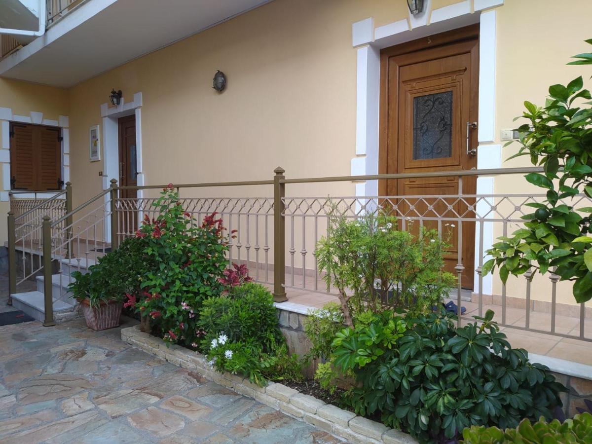 Villa Avli Парга Экстерьер фото